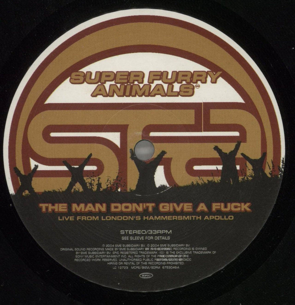 Super Furry Animals The Man Don't Give A Fuck - Etched UK 12" vinyl single (12 inch record / Maxi-single) SFA12TH302445