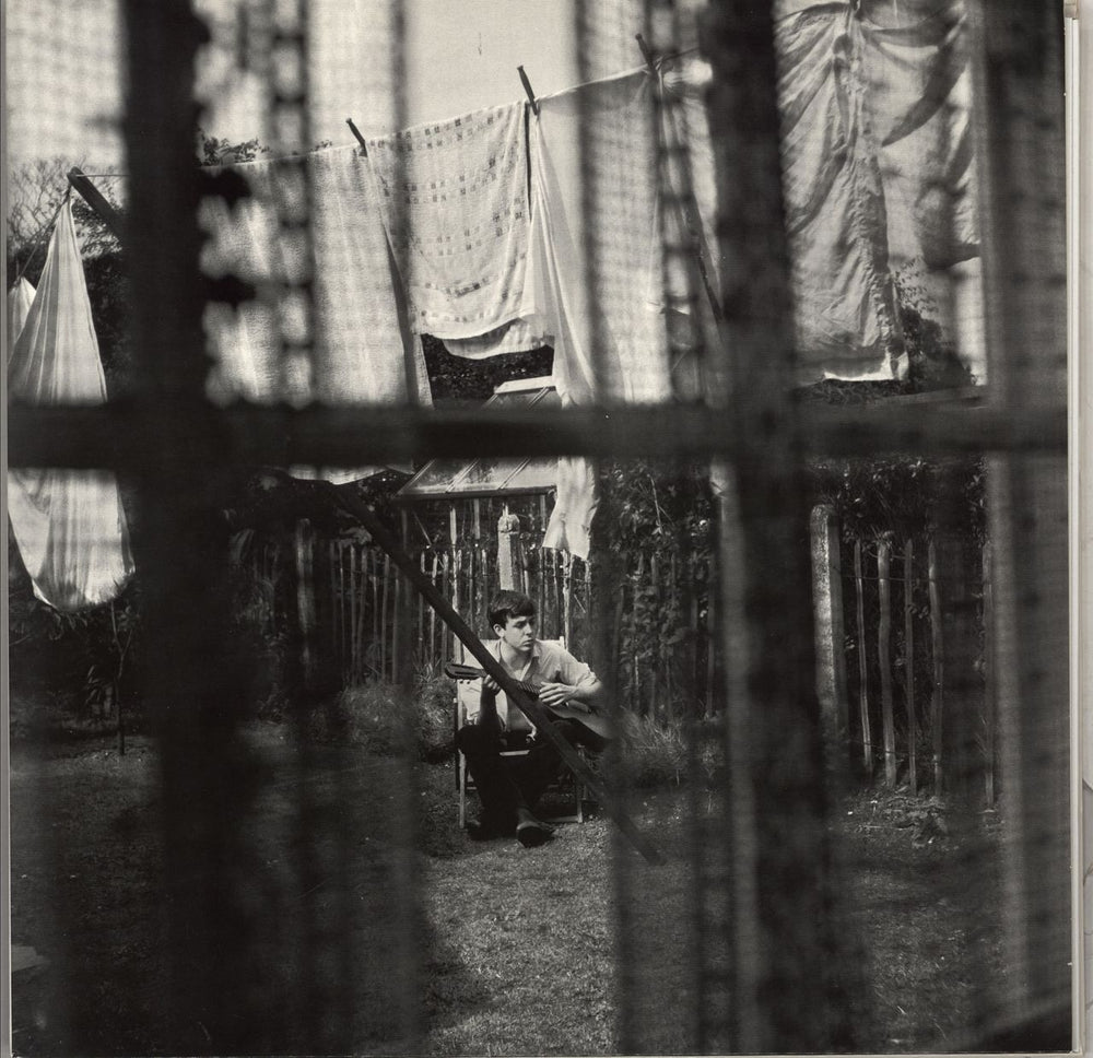 Paul McCartney and Wings Chaos And Creation In The Backyard UK vinyl LP album (LP record) 3379581