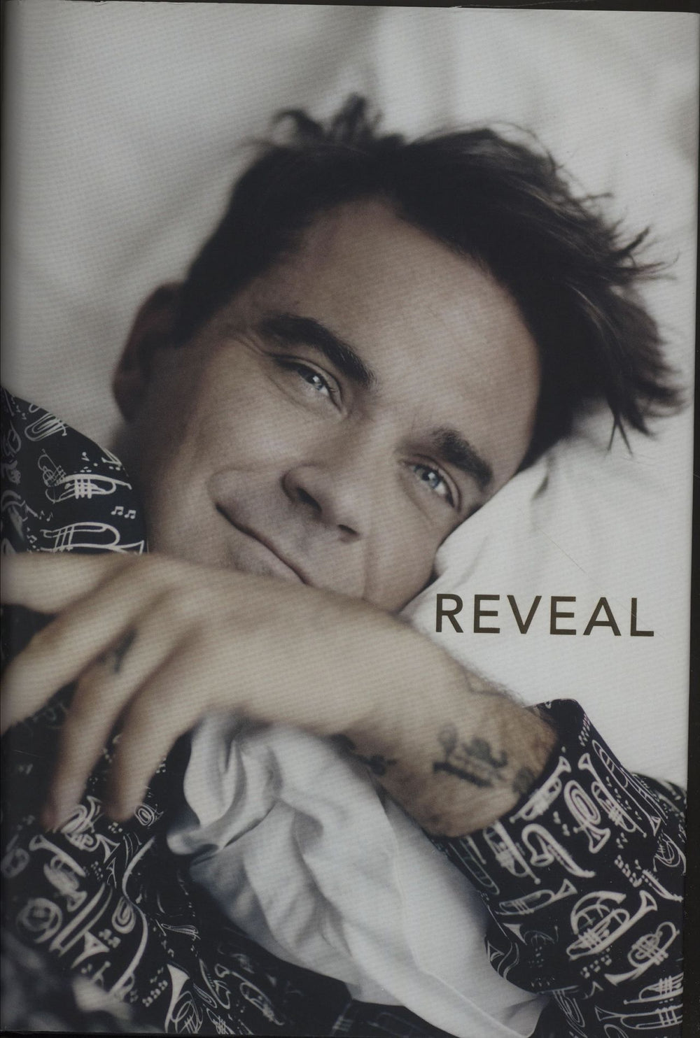 Robbie Williams Reveal: Robbie Williams UK book 978-1-91127-491-9